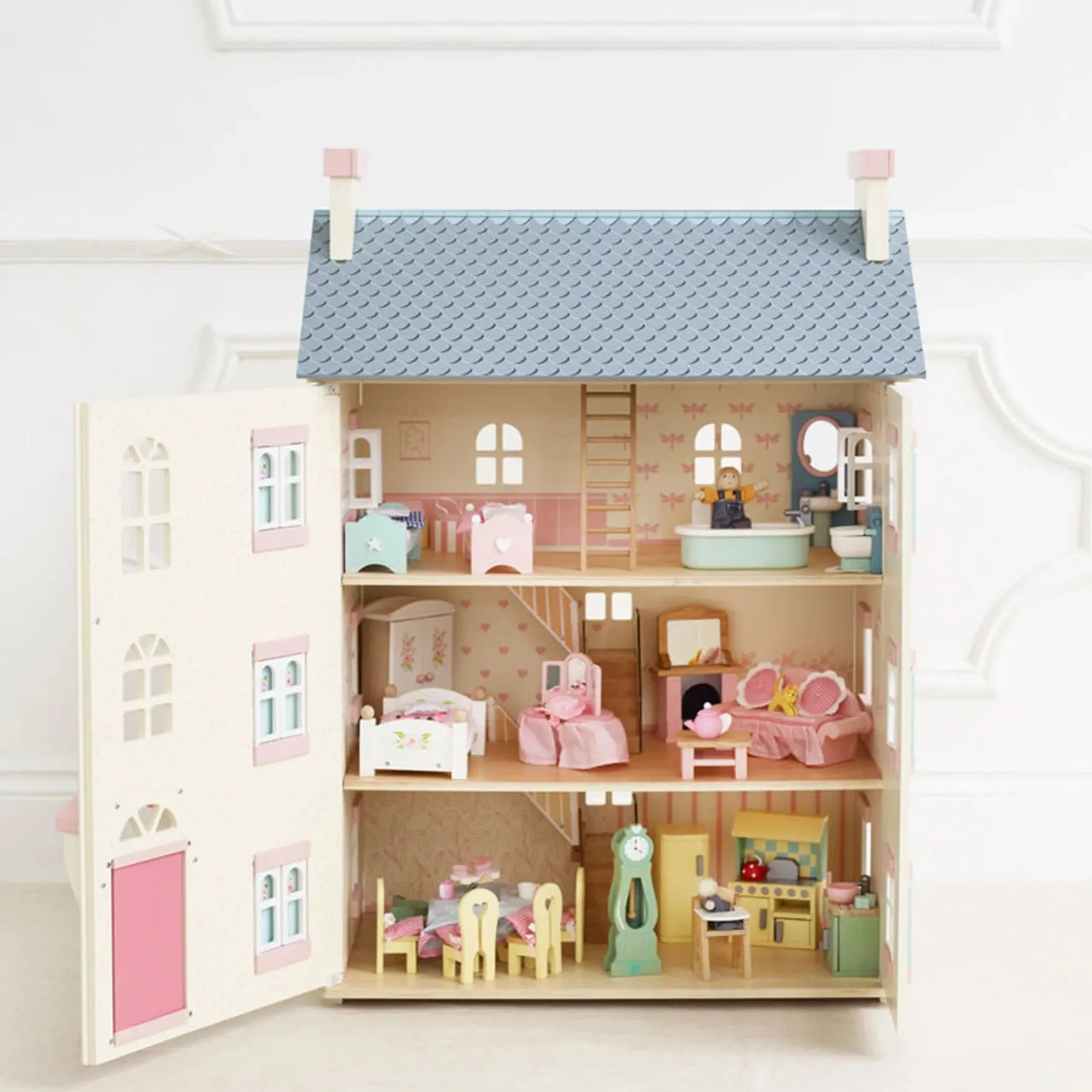 Daisylane Cherry Tree Hall Doll House