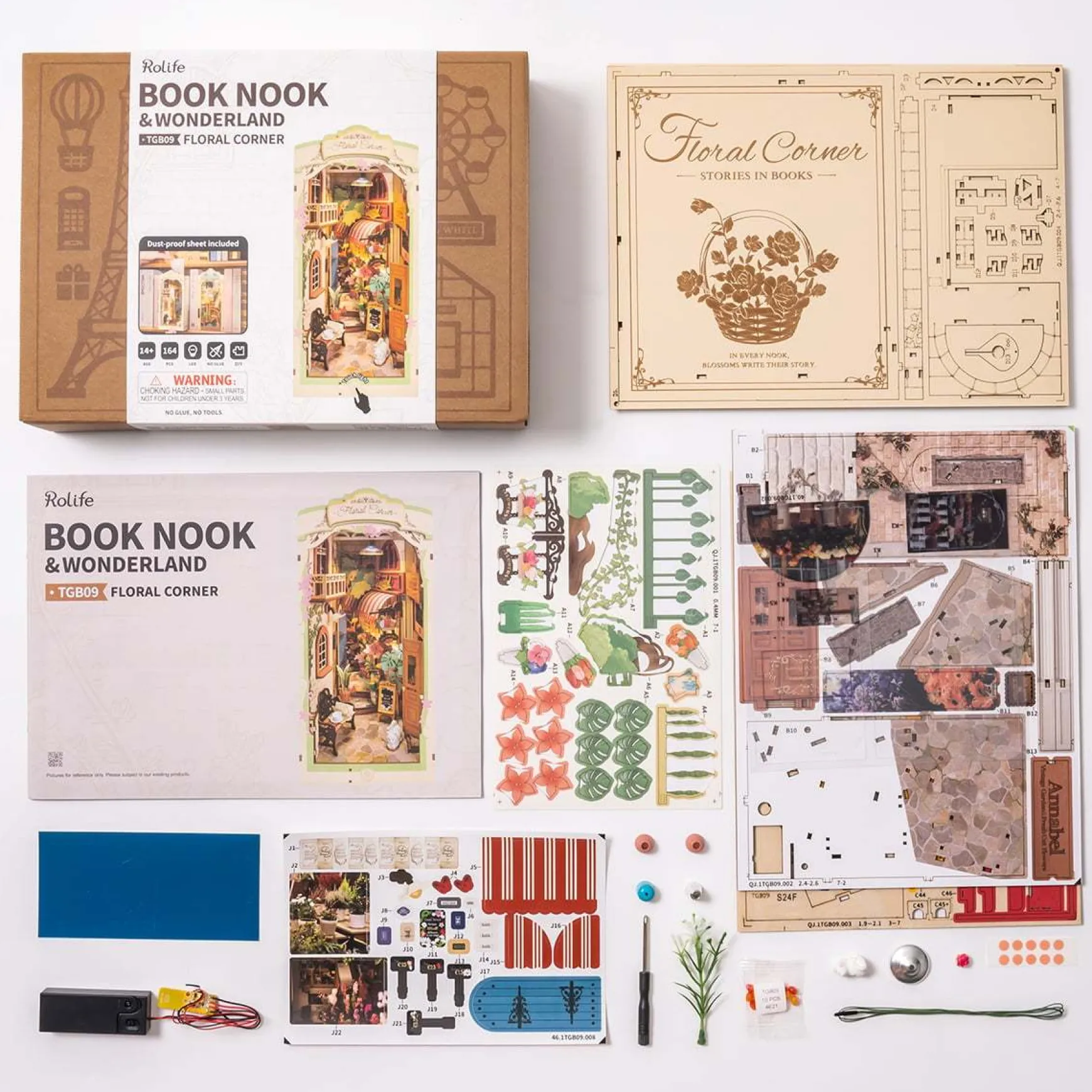 DIY Book Nook | Floral Corner